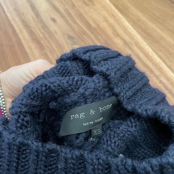 Rag and bone sweater size xsm - Picture 2 of 5